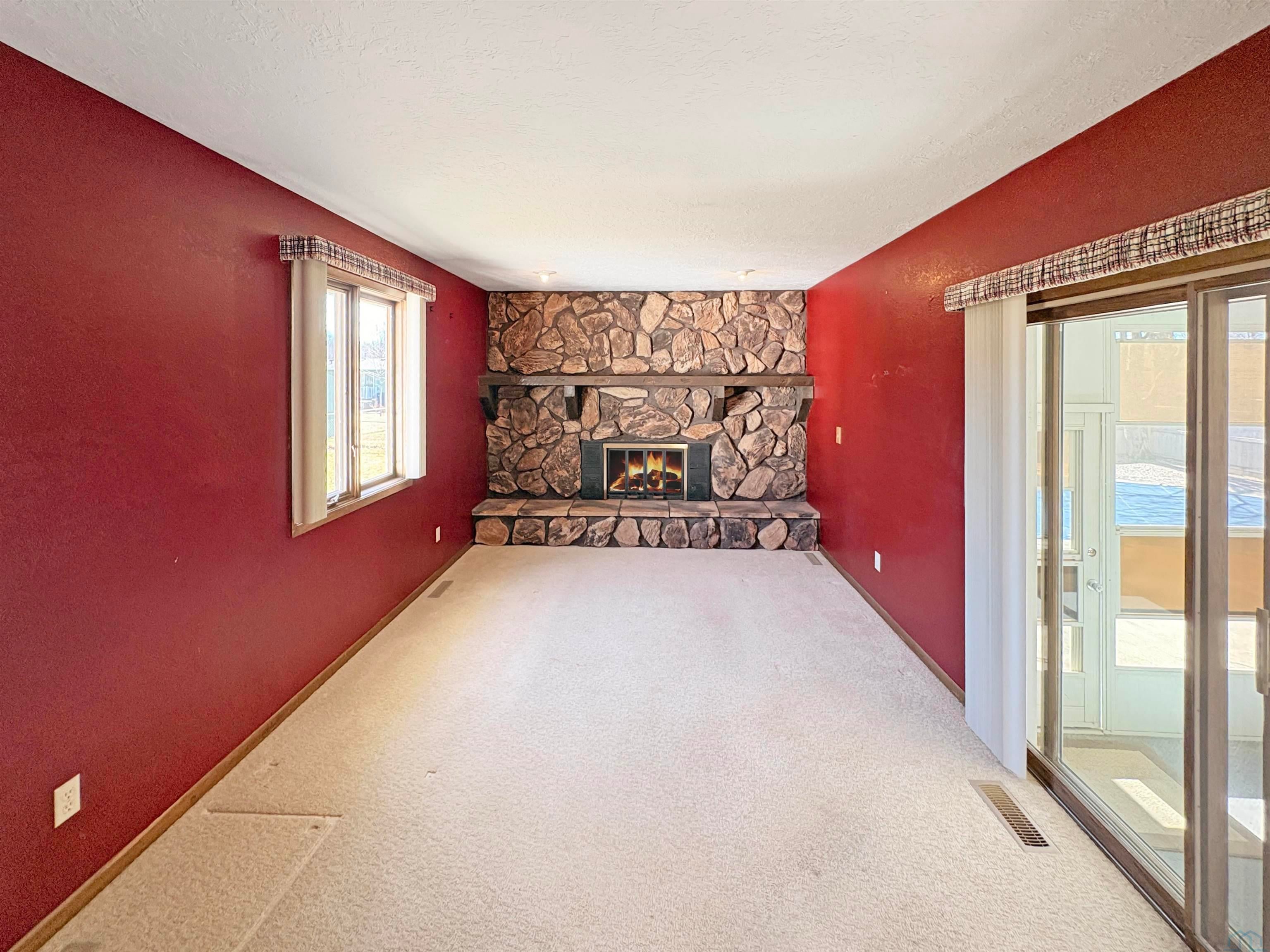 2510 Canterbury Road Sergeant Bluff, IA 51054 - Photo 9 of 25 Gallery Image 9