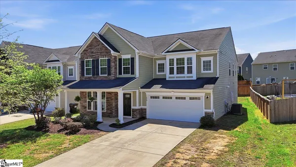 $495,000 | 220 Waters Run Lane, Simpsonville, SC 29681