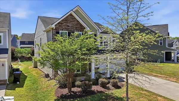 $495,000 | 220 Waters Run Lane, Simpsonville, SC 29681