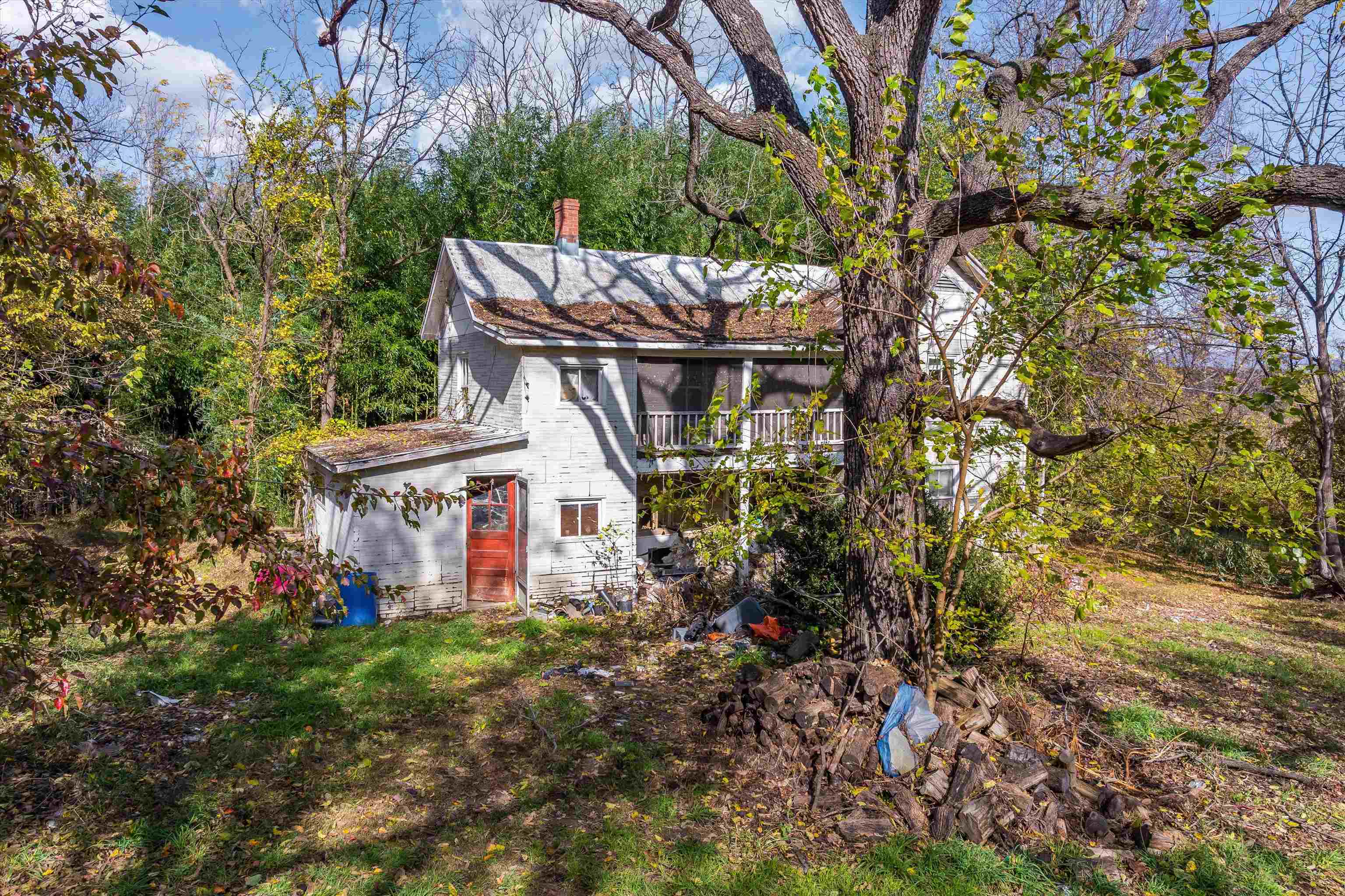 326-328 Running Pine Road Luray, VA 22835 - Photo 11 of 22 front view of a house with a small yard