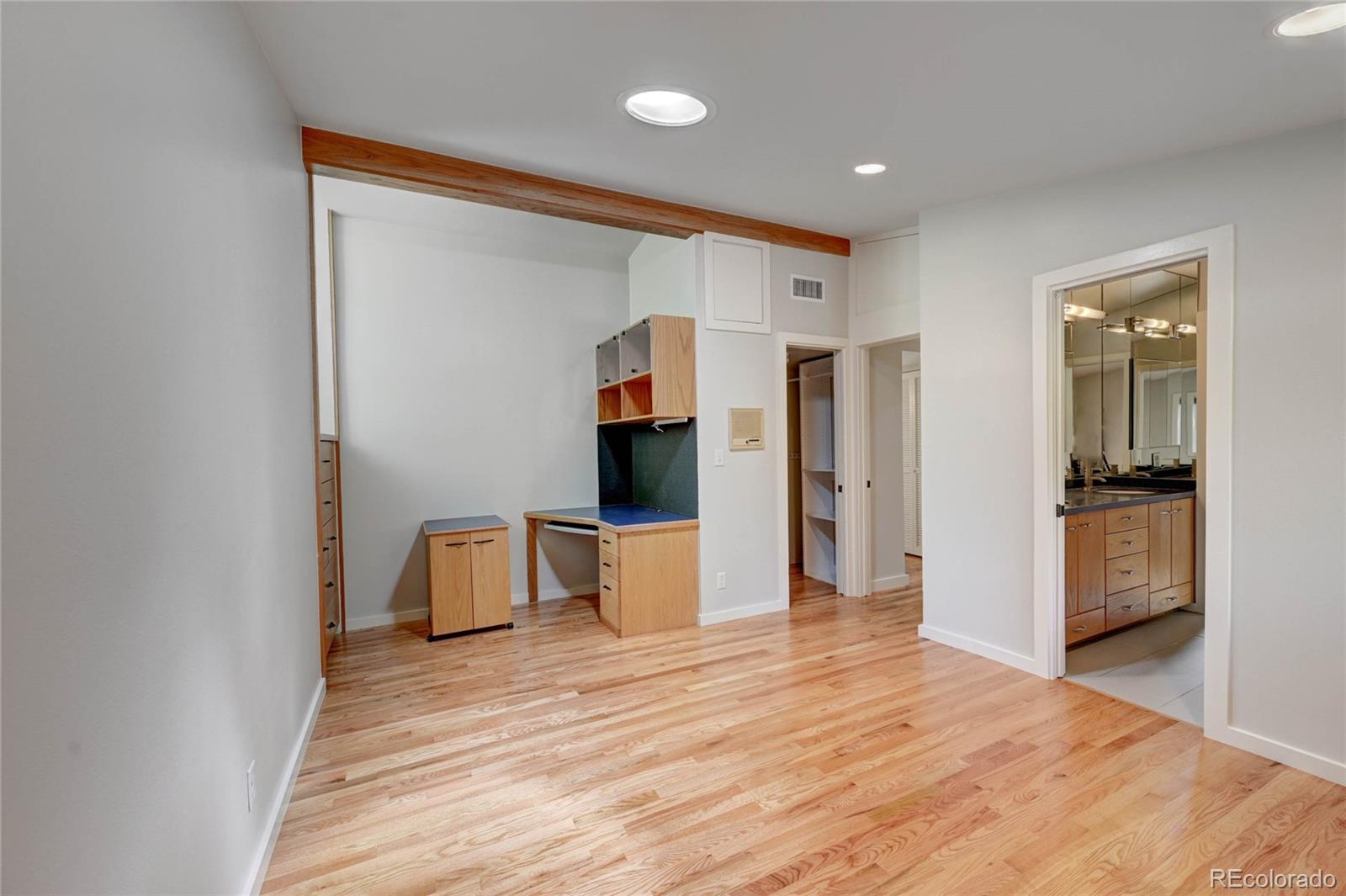 5140 Juniper Street Bow Mar, CO 80123 - Photo 31 of 40 a view of a living room