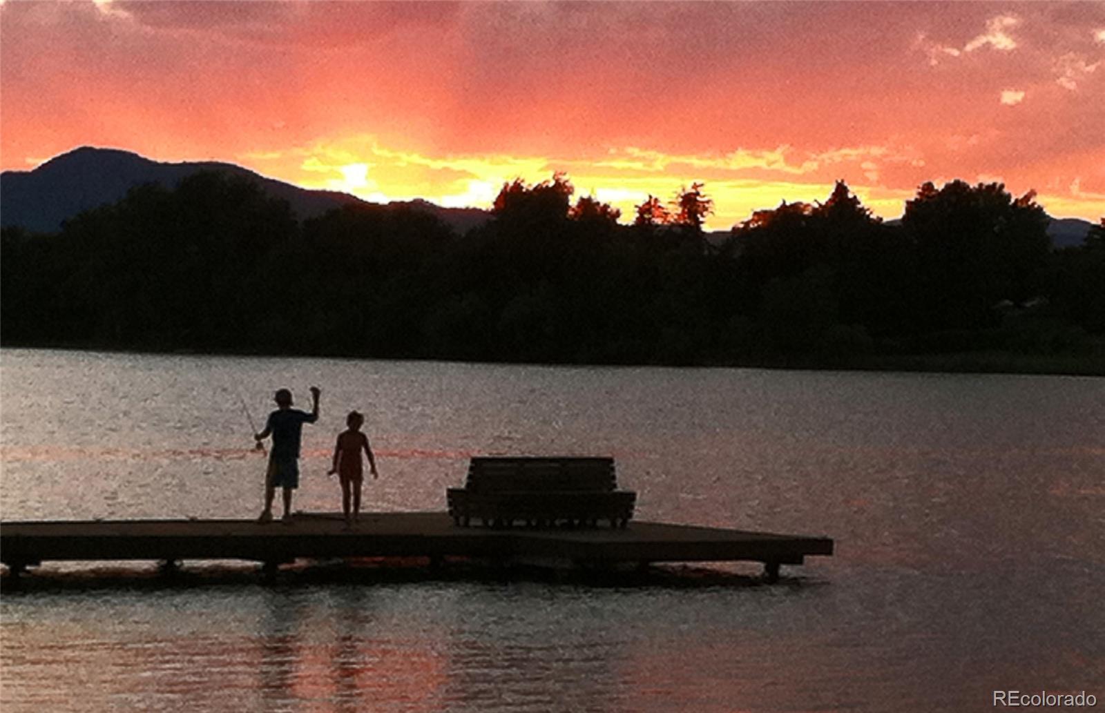 5140 Juniper Street Bow Mar, CO 80123 - Photo 40 of 40 a view of a terrace with mountain view