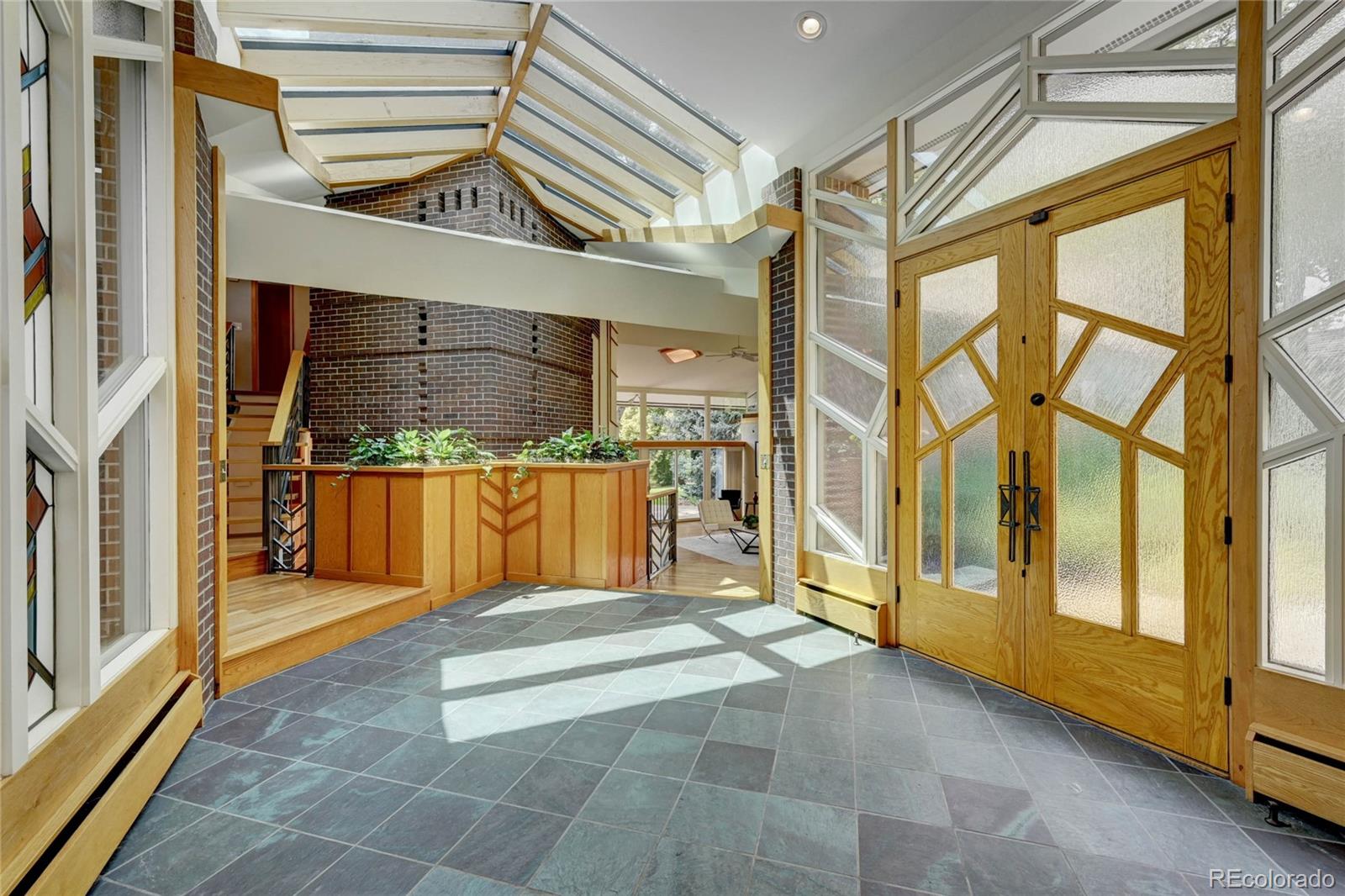 5140 Juniper Street Bow Mar, CO 80123 - Photo 6 of 40 a view of an entryway