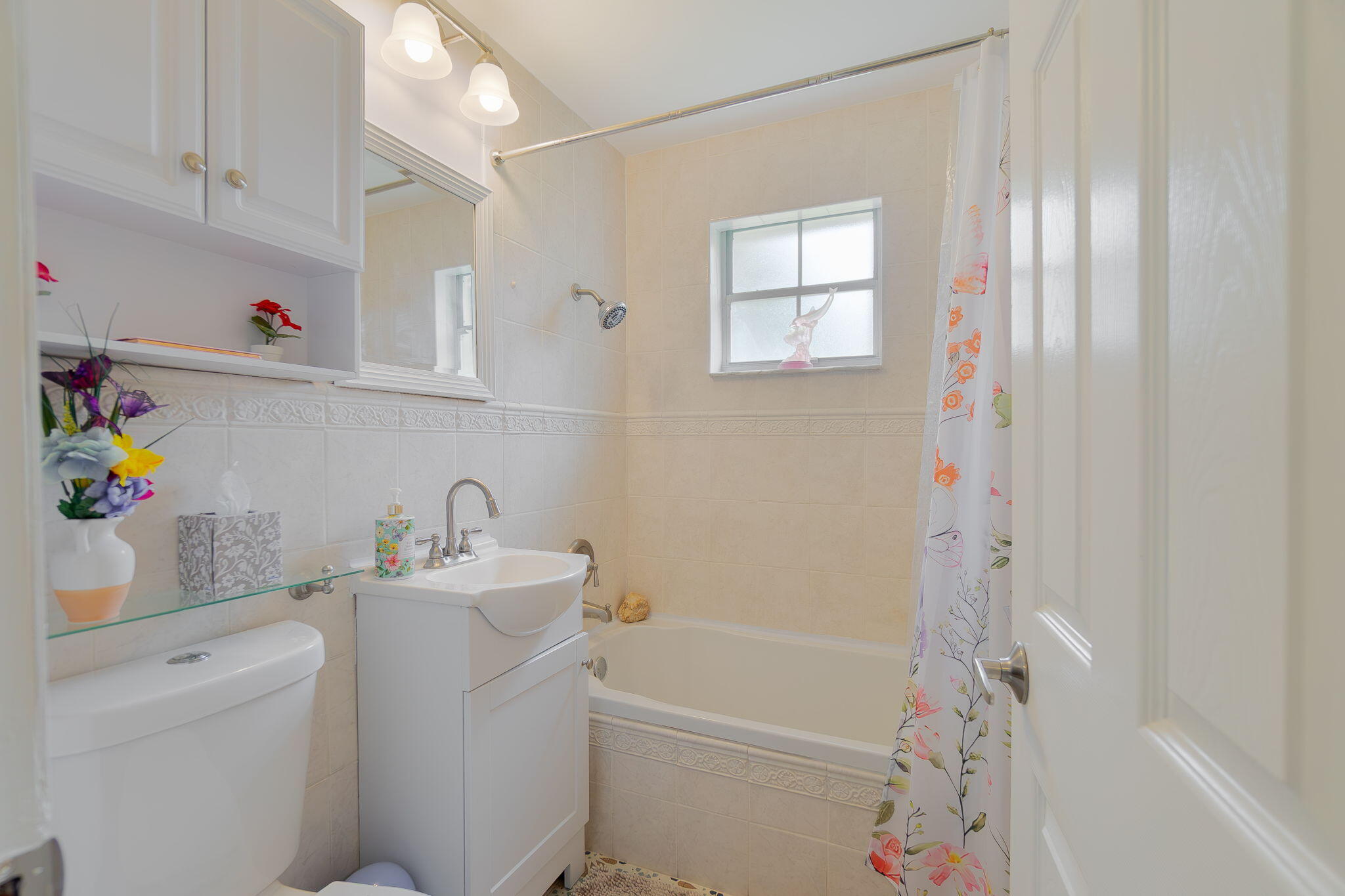 1318 Cardinal Lane Lantana, FL 33462 - Photo 15 of 49 15-web-or-mls-DSC08955