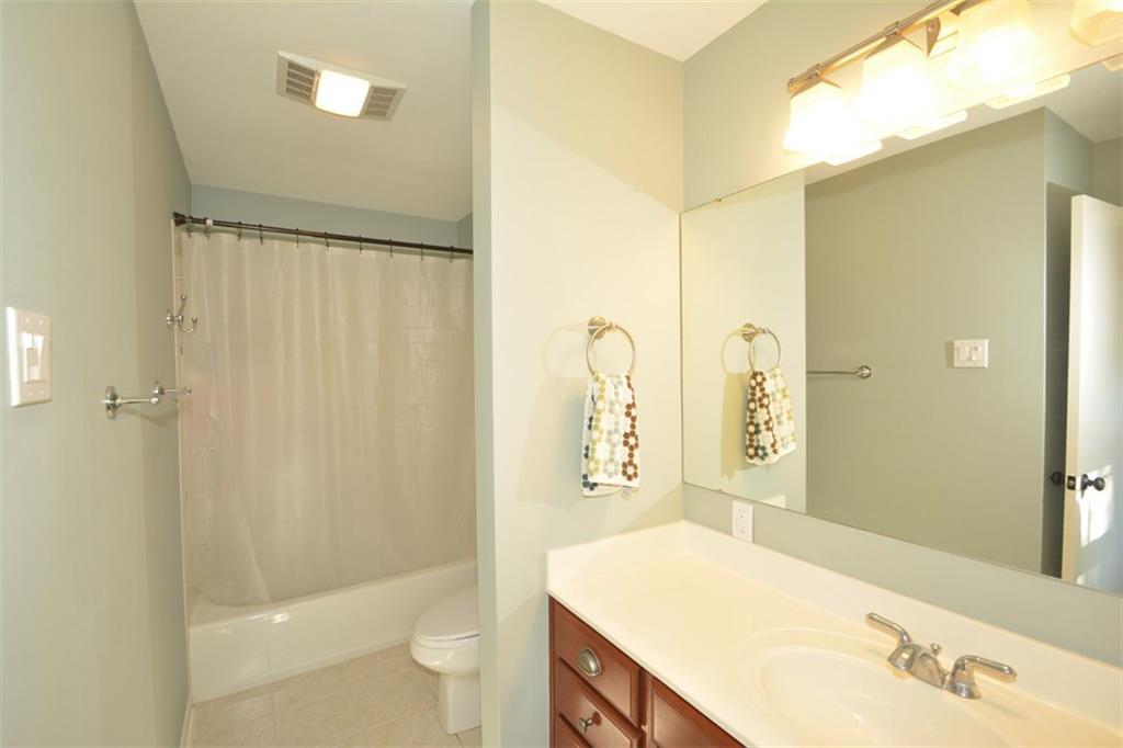 4 Bennett Road Carmel, IN 46032 - Photo 16 of 24 Gallery Image 16