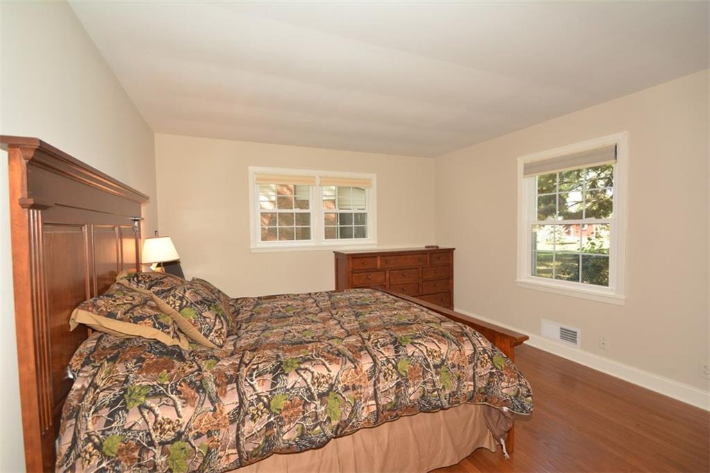 4 Bennett Road Carmel, IN 46032 - Photo 18 of 24 Gallery Image 18