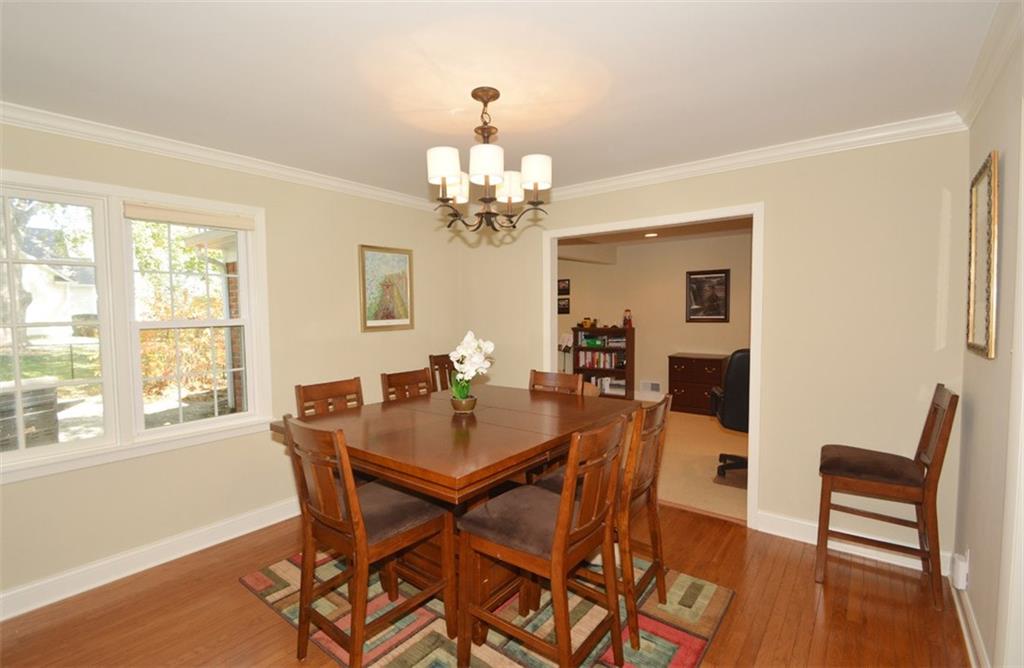 4 Bennett Road Carmel, IN 46032 - Photo 7 of 24 Gallery Image 7