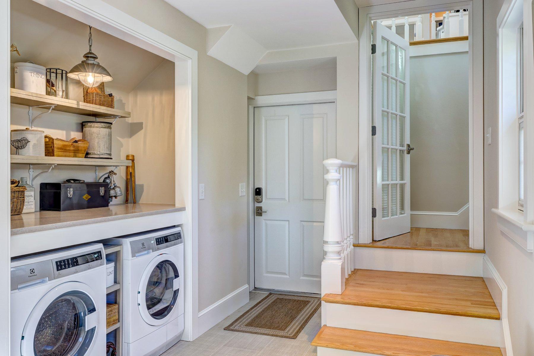 646 South Orleans Road Orleans, MA 02653 - Photo 33 of 43 a view of living room washer and dryer
