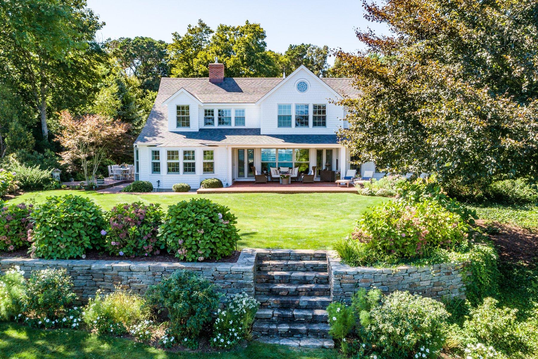 646 South Orleans Road Orleans, MA 02653 - Photo 7 of 43 a front view of a house with garden