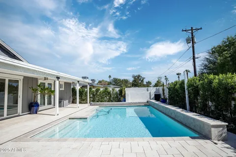 $2,250,000 | 4933 East Whitton Avenue, Phoenix, AZ 85018