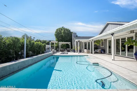 $2,250,000 | 4933 East Whitton Avenue, Phoenix, AZ 85018