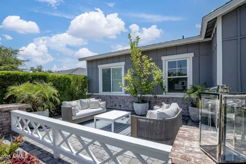 $2,250,000 | 4933 East Whitton Avenue, Phoenix, AZ 85018