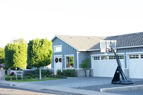 $2,250,000 | 4933 East Whitton Avenue, Phoenix, AZ 85018