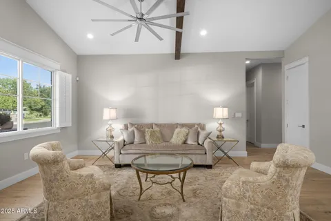 $2,250,000 | 4933 East Whitton Avenue, Phoenix, AZ 85018