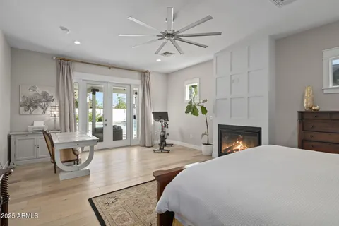 $2,250,000 | 4933 East Whitton Avenue, Phoenix, AZ 85018