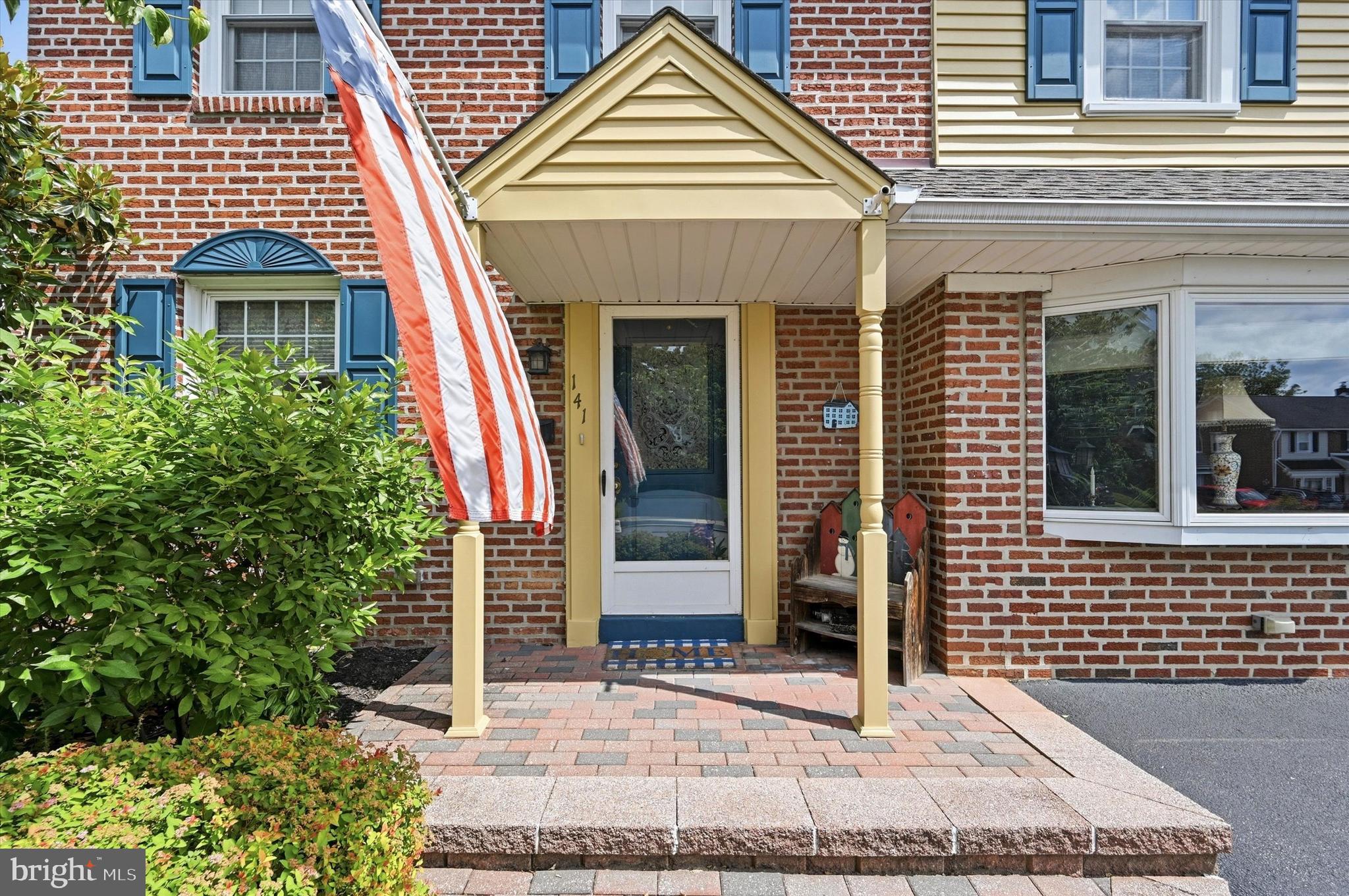 141 Flintlock Road Drexel Hill, PA 19026 - Photo 3 of 34