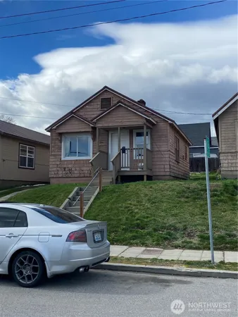 $599,000 | 500 Methow Street, Wenatchee, WA 98801