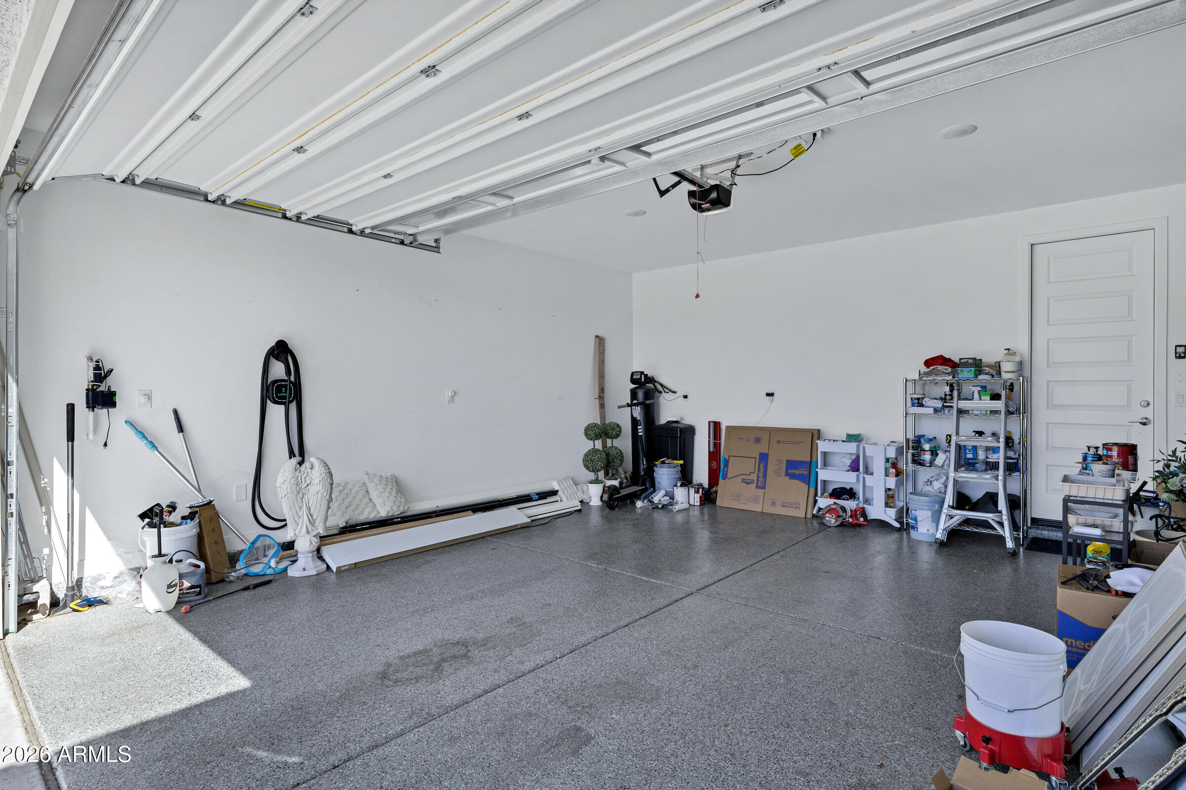 12243 East Sereno Road Gold Canyon, AZ 85118 - Photo 29 of 37 a view of a room with gym equipment