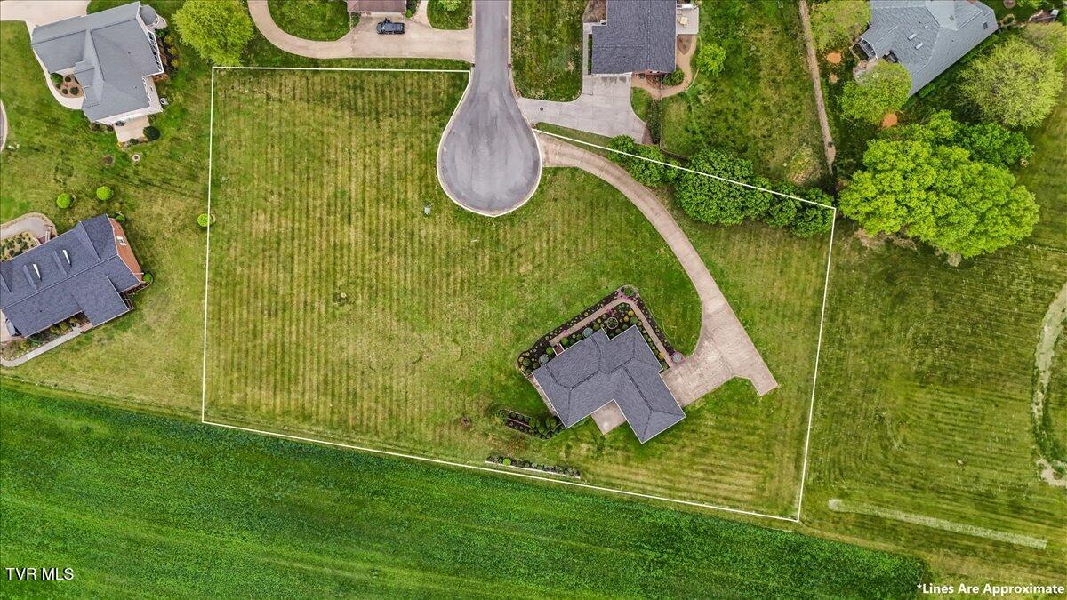 102 East Ridgefield Court Greeneville, TN 37745 - Photo 45 of 100 02-DJI_20230814143954_0600_D