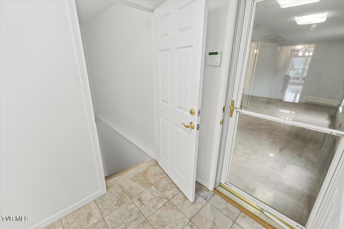 102 East Ridgefield Court Greeneville, TN 37745 - Photo 80 of 100 37-128A4005