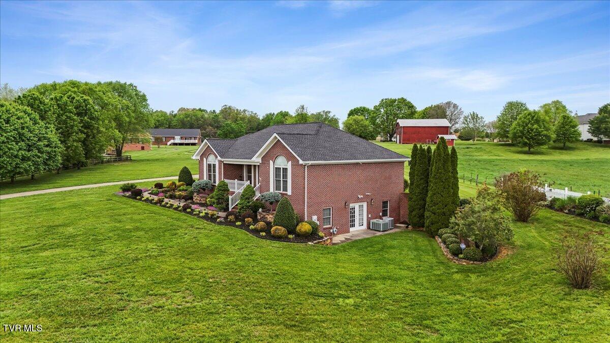 102 East Ridgefield Court Greeneville, TN 37745 - Photo 97 of 100 54-DJI_20230814143819_0587_D