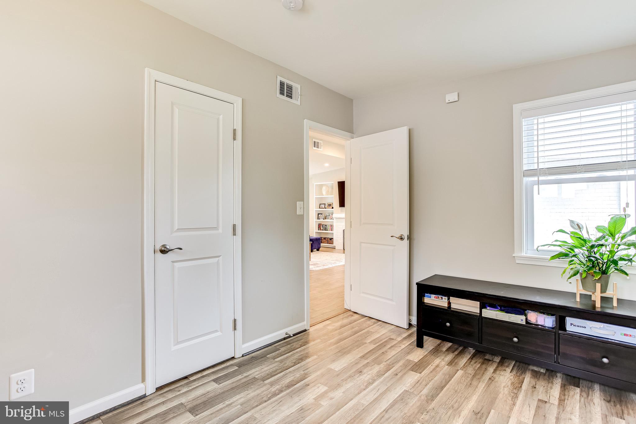 5113 West Penfield Road Columbia, MD 21045 - Photo 13 of 31 Gallery Image 13