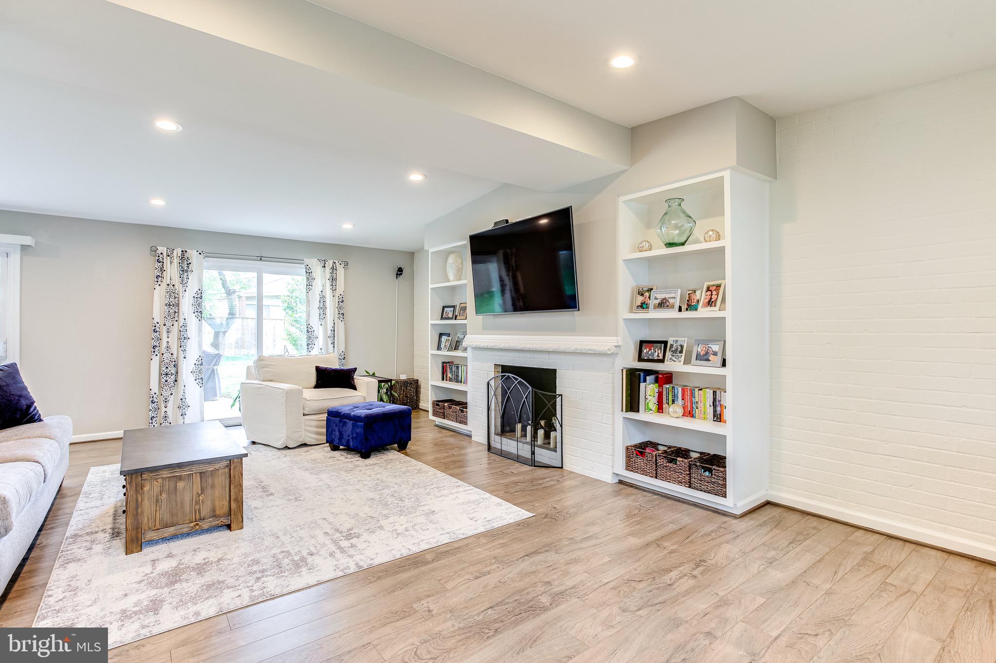 5113 West Penfield Road Columbia, MD 21045 - Photo 3 of 31 Gallery Image 3