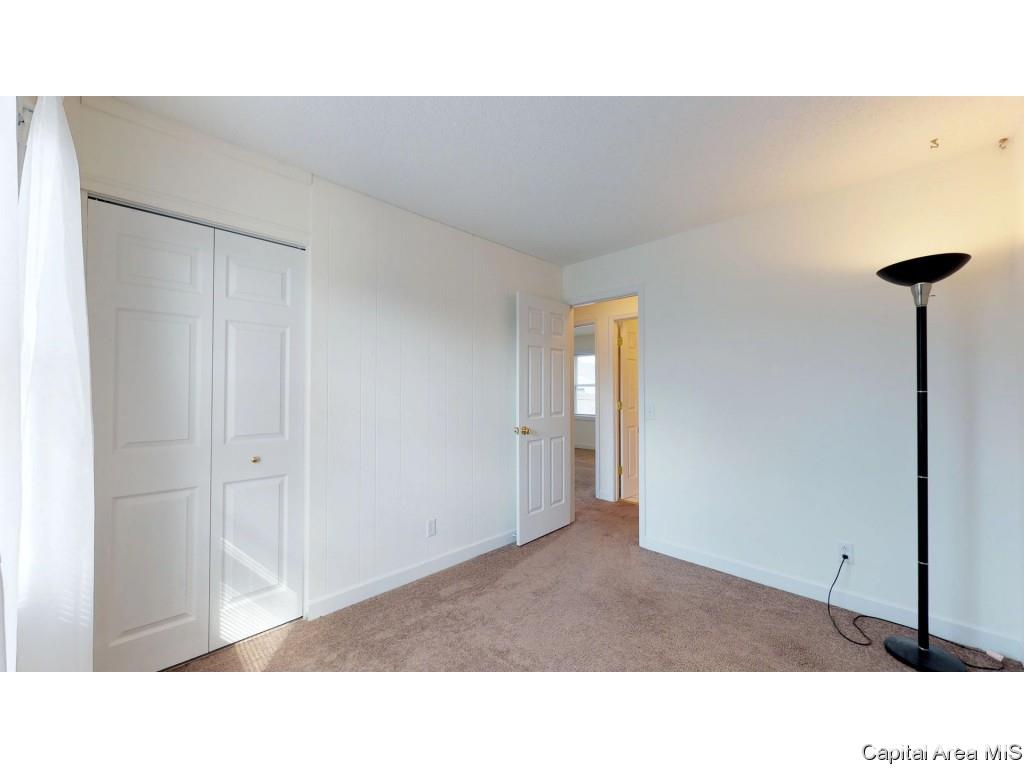3009 Sandgate Road Springfield, IL 62702 - Photo 14 of 32