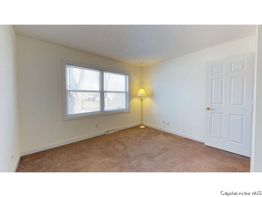 3009 Sandgate Road Springfield, IL 62702 - Photo 17 of 32
