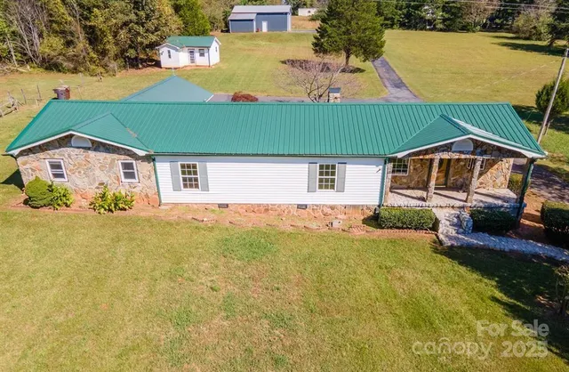 $249,900 | 2274 Deerfield Drive, Maiden, NC 28650