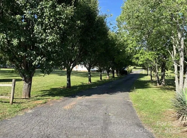 $249,900 | 2274 Deerfield Drive, Maiden, NC 28650