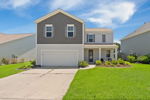 $425,000 | 159 Greenwich Drive, Summerville, SC 29486