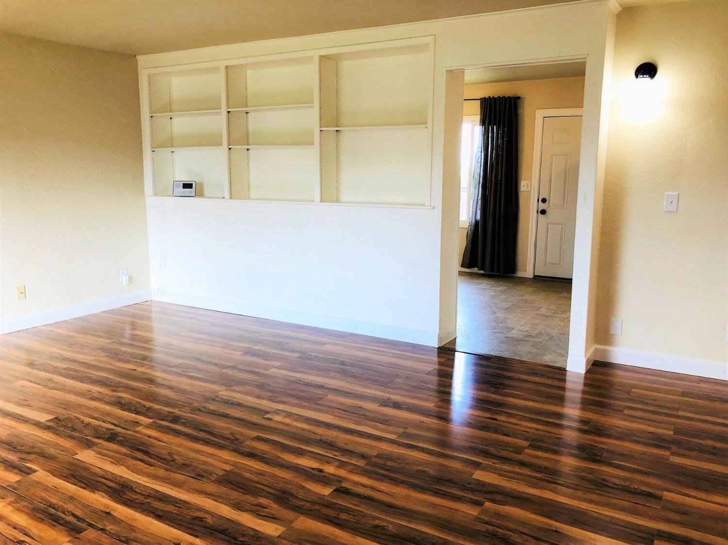 1261 Spring Street Medford, OR 97504 - Photo 5 of 26 Additional Photo