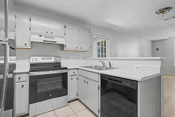 $195,000 | 2178 Timberwood Circle South, Tallahassee, FL 32304