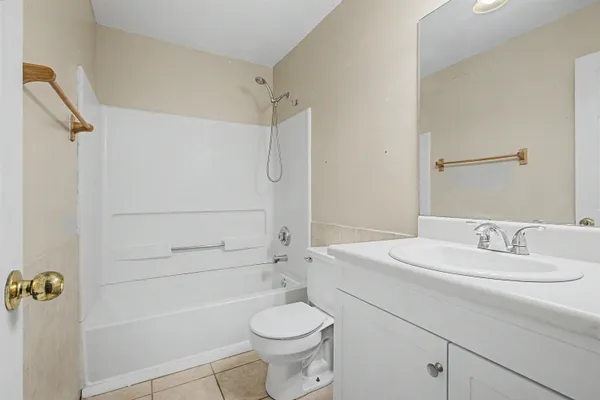 $195,000 | 2178 Timberwood Circle South, Tallahassee, FL 32304