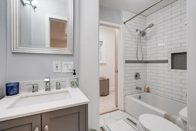 $749,000 | 1415 East Avenue, Napa, CA 94559