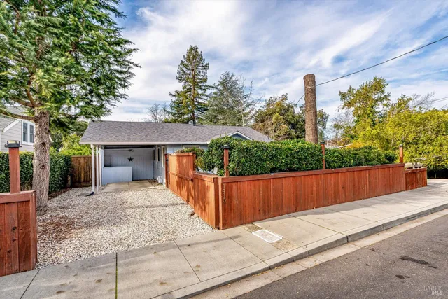 $749,000 | 1415 East Avenue, Napa, CA 94559