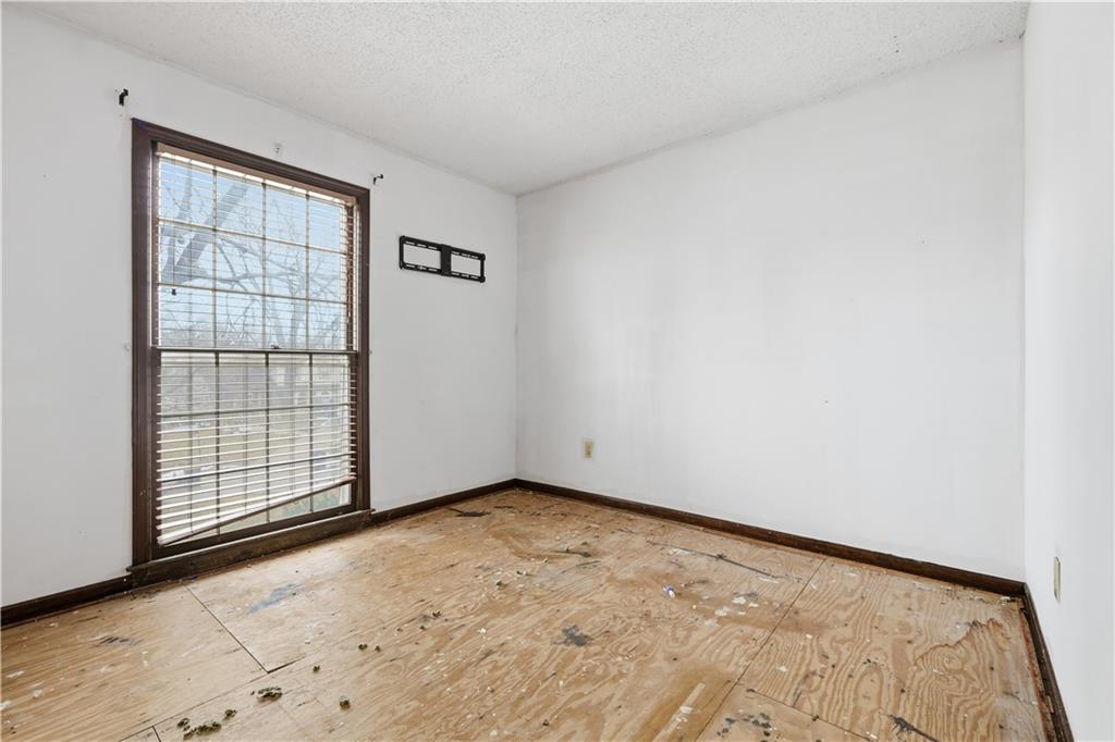 7922 North Northwood Road Kansas City, MO 64151 - Photo 25 of 40