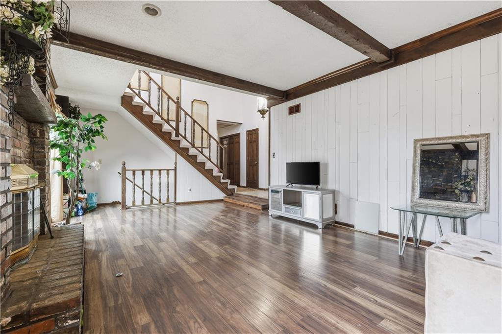 7922 North Northwood Road Kansas City, MO 64151 - Photo 8 of 40