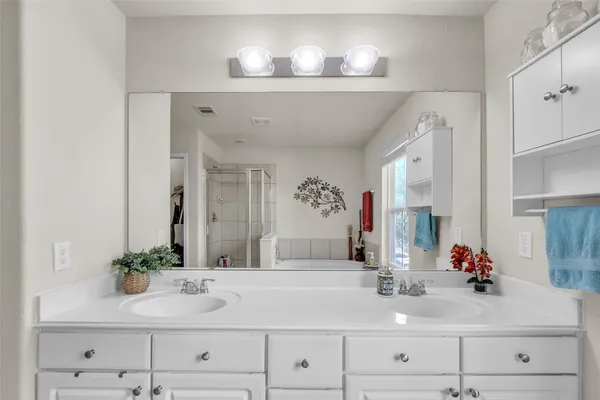 $300,000 | 4951 Evergreen Haven Court, Houston, TX 77084