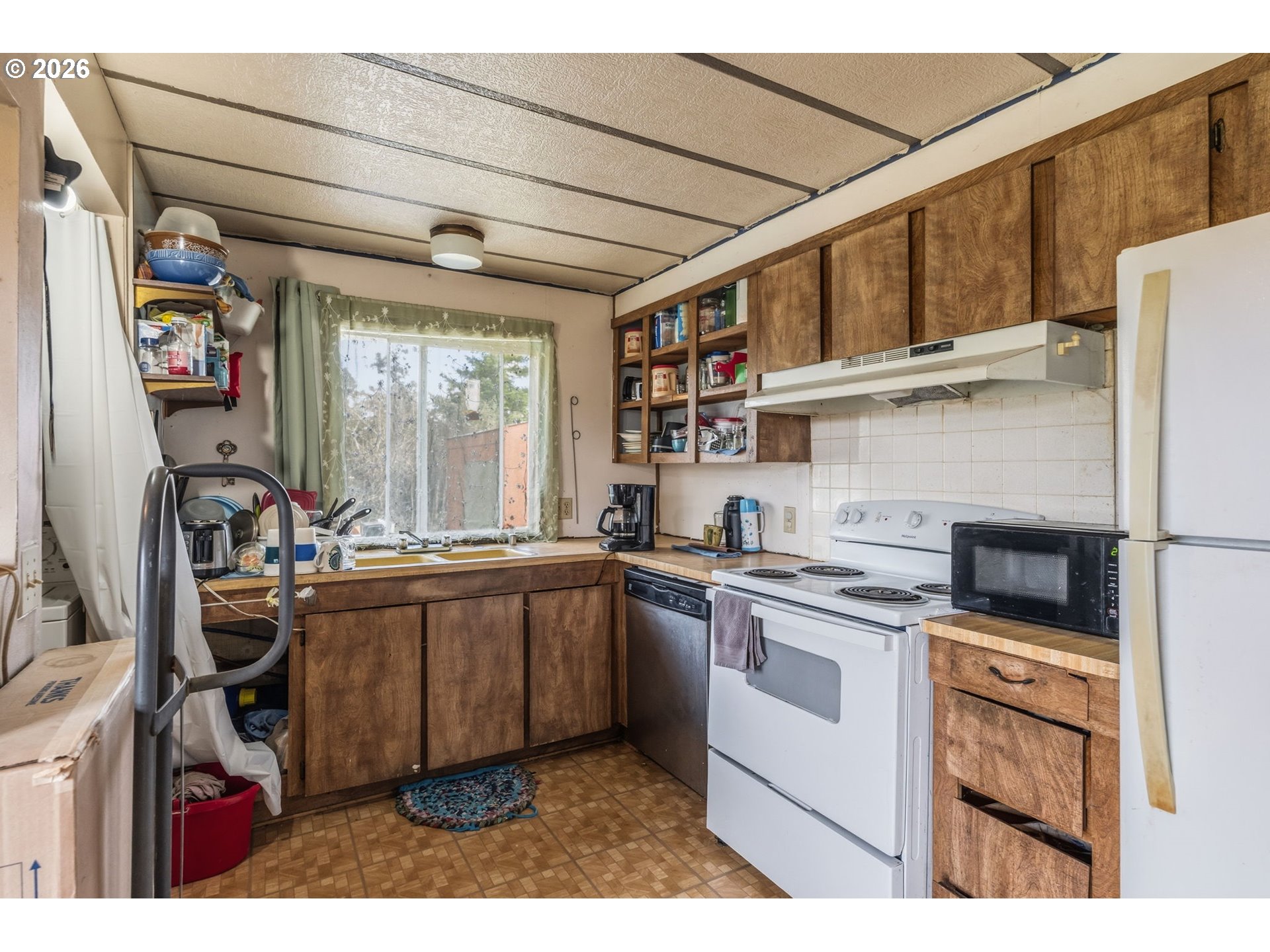 33665 Hampton Road Eugene, OR 97405 - Photo 11 of 30 Gallery Image 11
