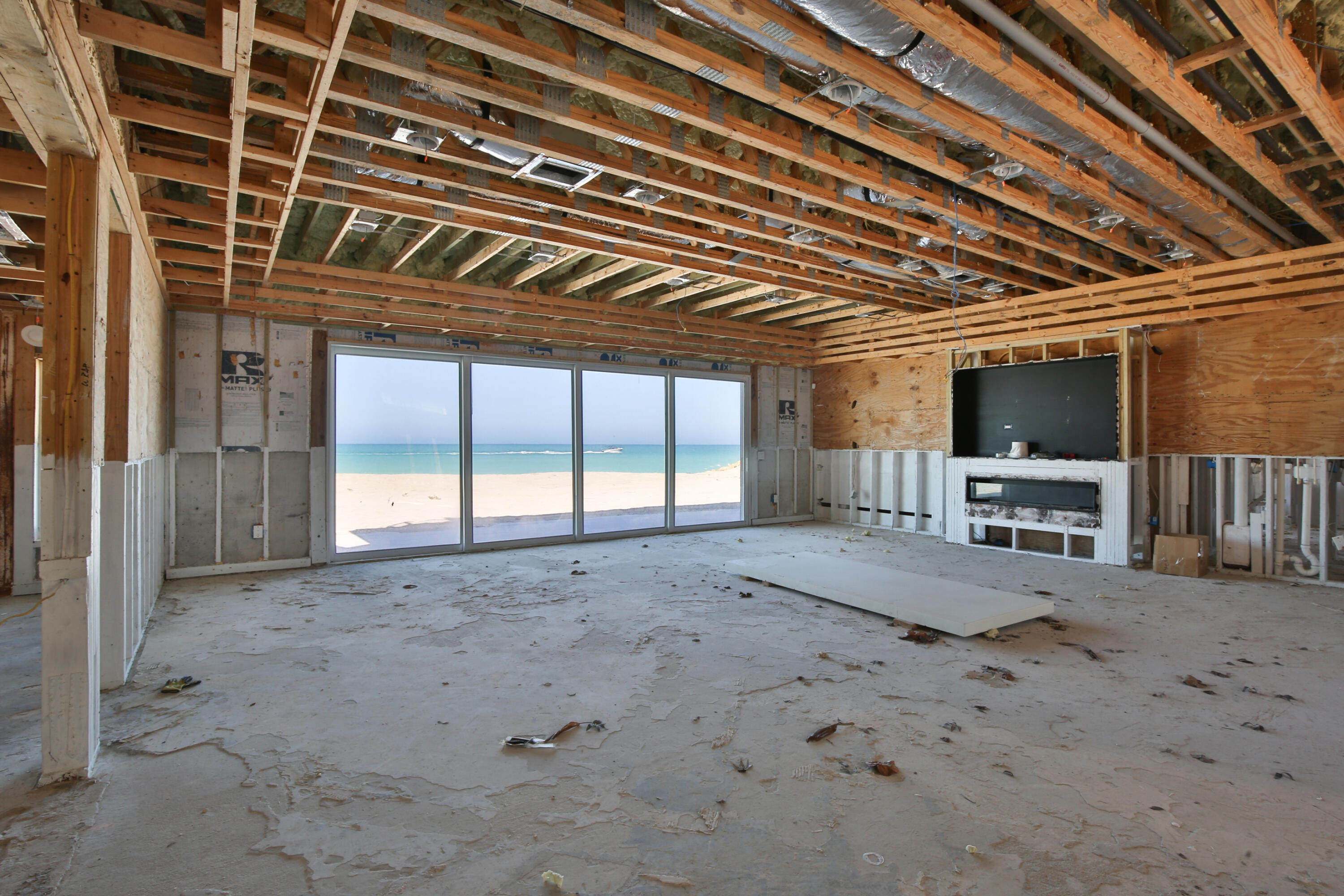 7816 Sanderling Road Sarasota, FL 34242 - Photo 13 of 34 a view of an empty room with a window