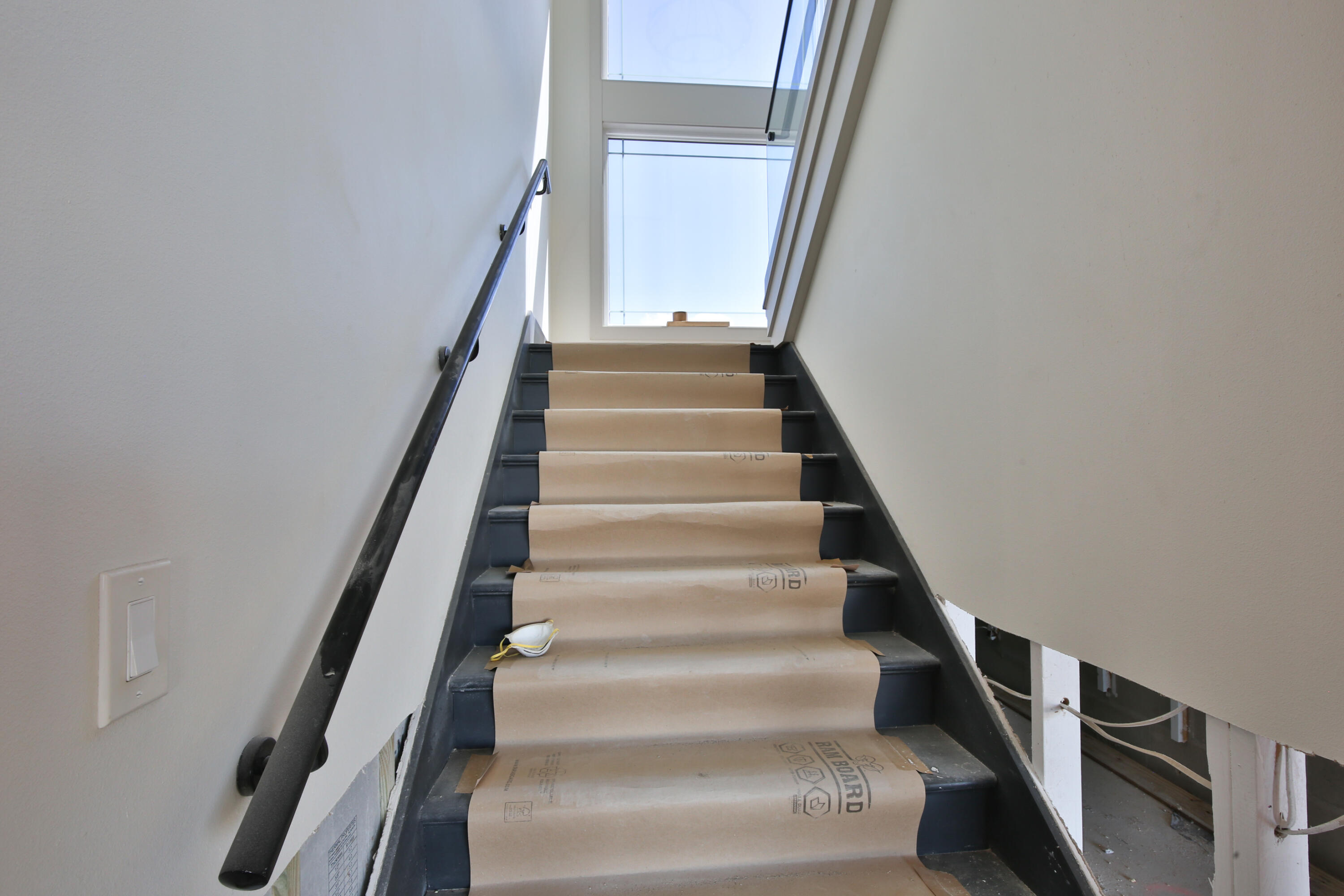 7816 Sanderling Road Sarasota, FL 34242 - Photo 14 of 34 a view of entryway