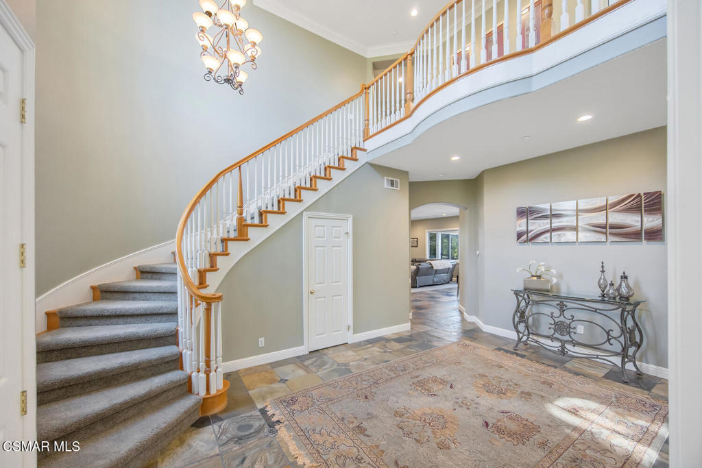 7012 Hogan Street Moorpark, CA 93021 - Photo 14 of 76