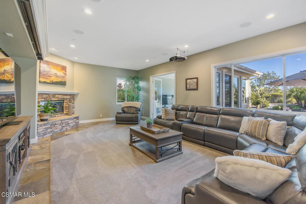 7012 Hogan Street Moorpark, CA 93021 - Photo 30 of 76