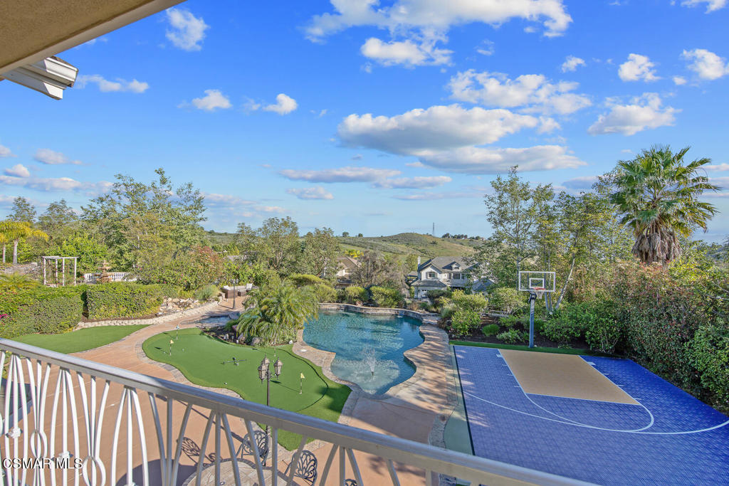 7012 Hogan Street Moorpark, CA 93021 - Photo 52 of 76