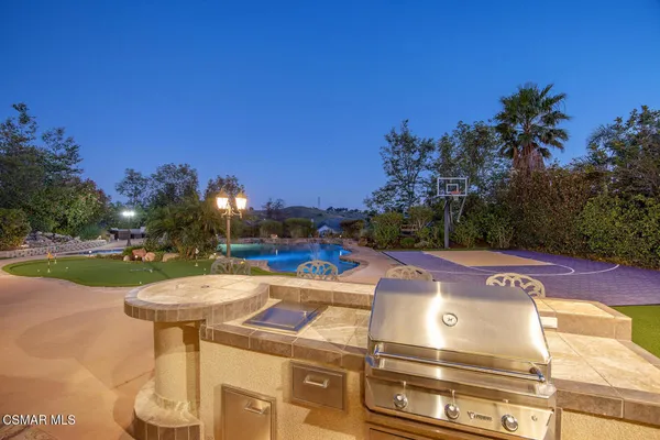 $2,275,000 | 7012 Hogan Street, Moorpark, CA 93021