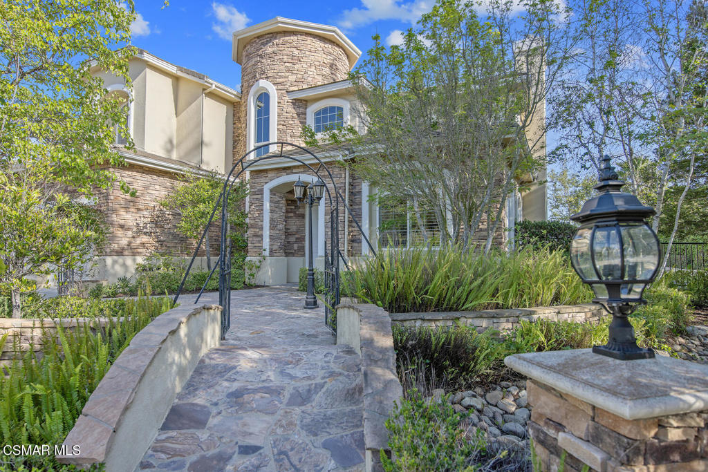 7012 Hogan Street Moorpark, CA 93021 - Photo 10 of 76