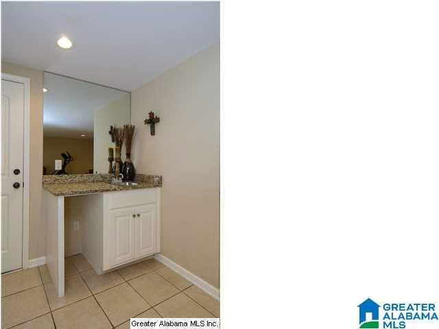 128 East Hawthorne Road Birmingham, AL 35209 - Photo 29 of 32