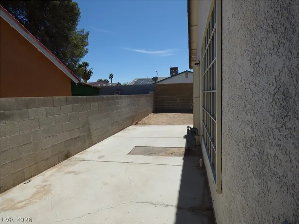 $1,695 | 7043 Forest Vista Street, Las Vegas, NV 89147